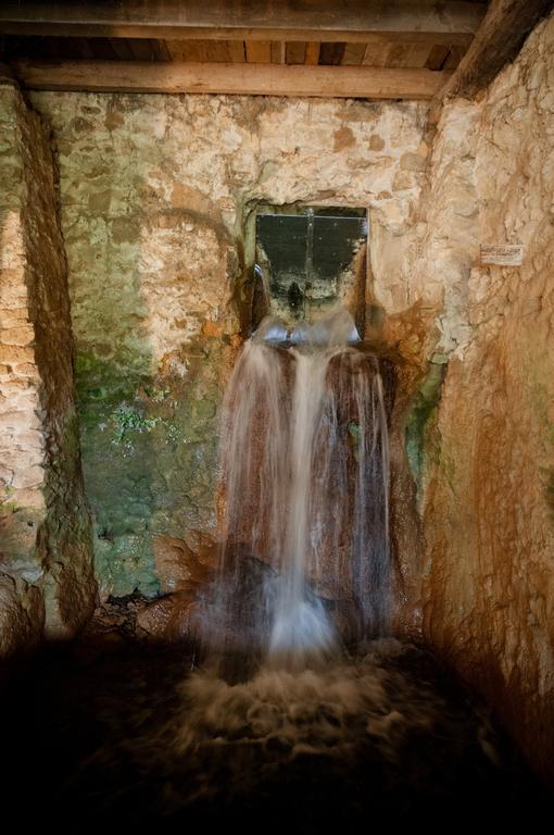 Gite Des Grands Moulins De Bauge Dış mekan fotoğraf